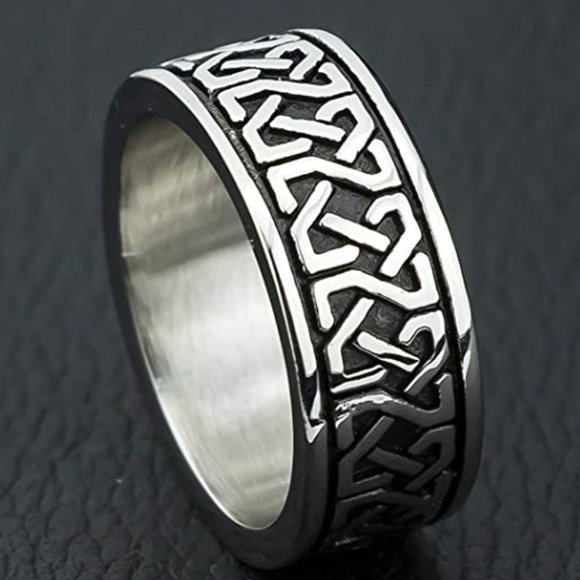 Stainless Steel Celtic Knot Ring - Picture 3 of 4